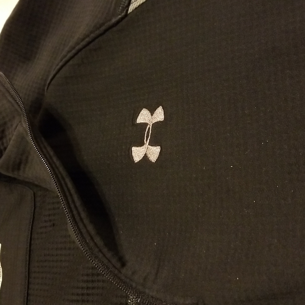 Under Armour Black and Gray Quarter zip Medium - Picture 3 of 4